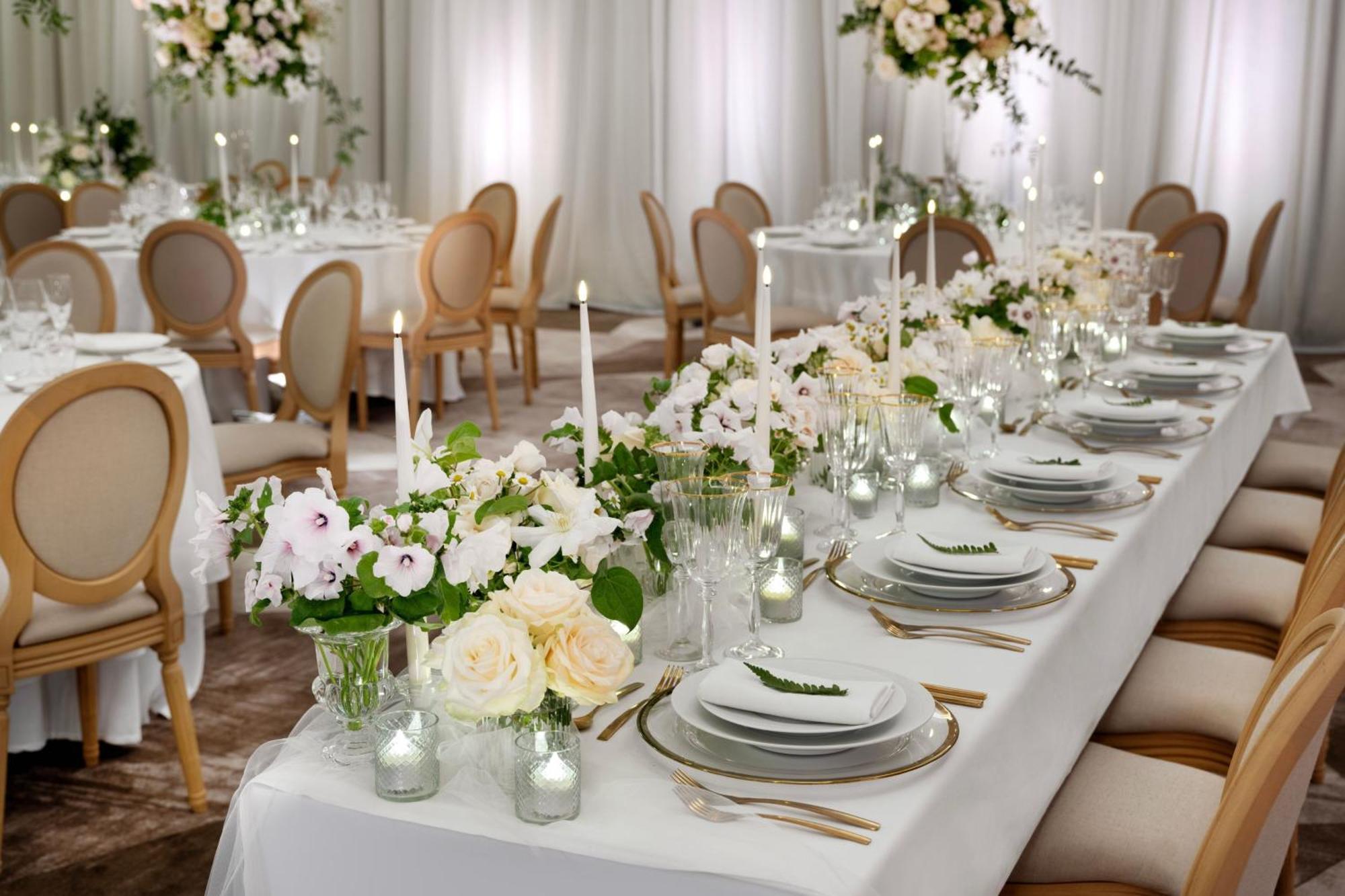 The Westin London City Exterior photo A table set for a wedding reception