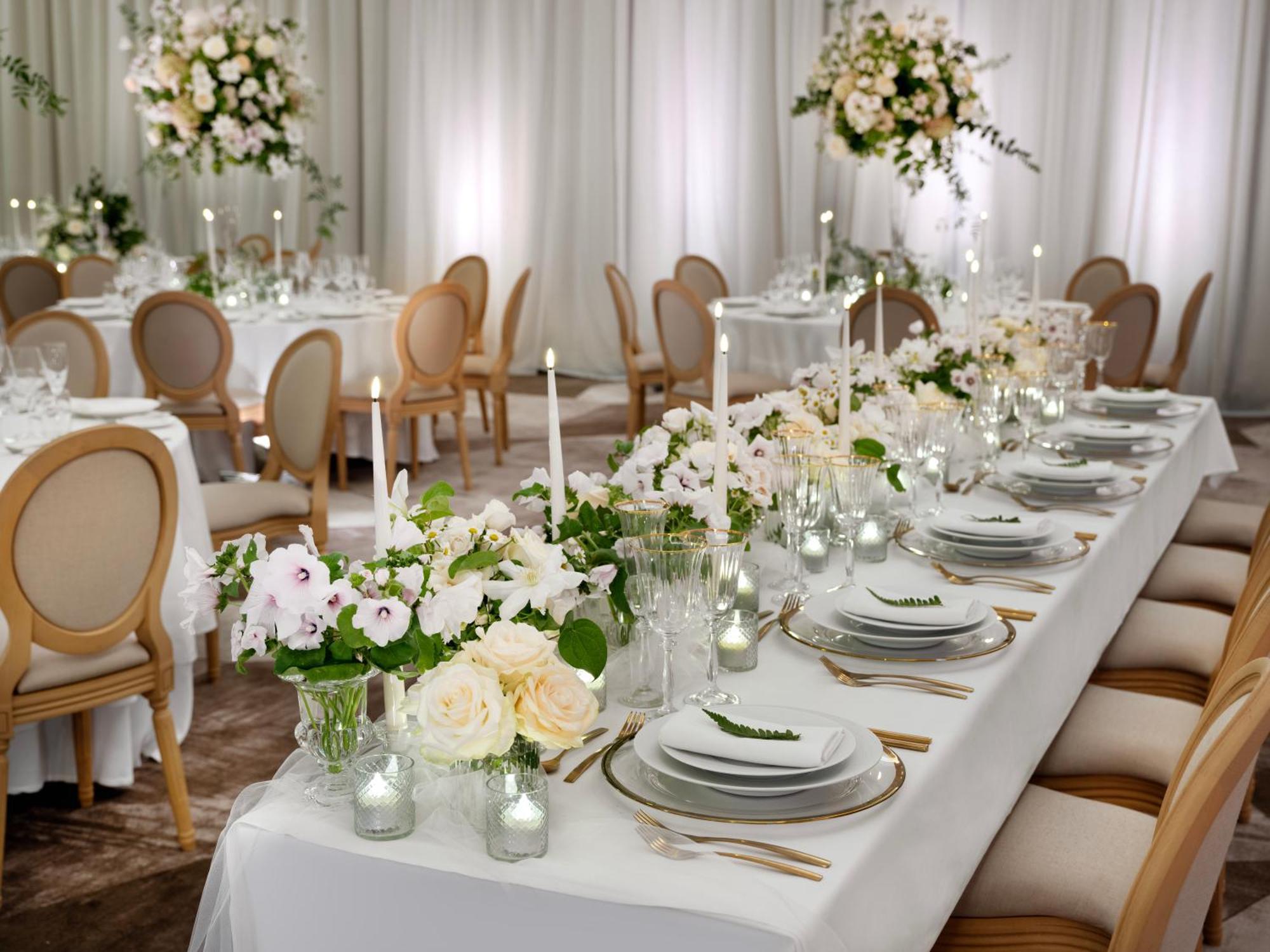 The Westin London City Exterior photo A table set for a wedding reception